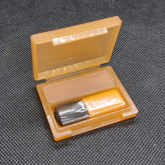 Clinique Sheer Powder Blusher - 15 Wild Rose - Picture 1 of 3